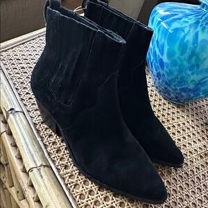 ASH Future Black suede ankle boots Sz 40